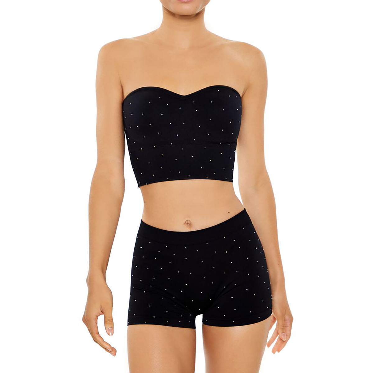 فوريفر 21 - توب قصير بدون درزات مرصع بأحجار الراين للنساء - يباع بواسطة اف اى جى