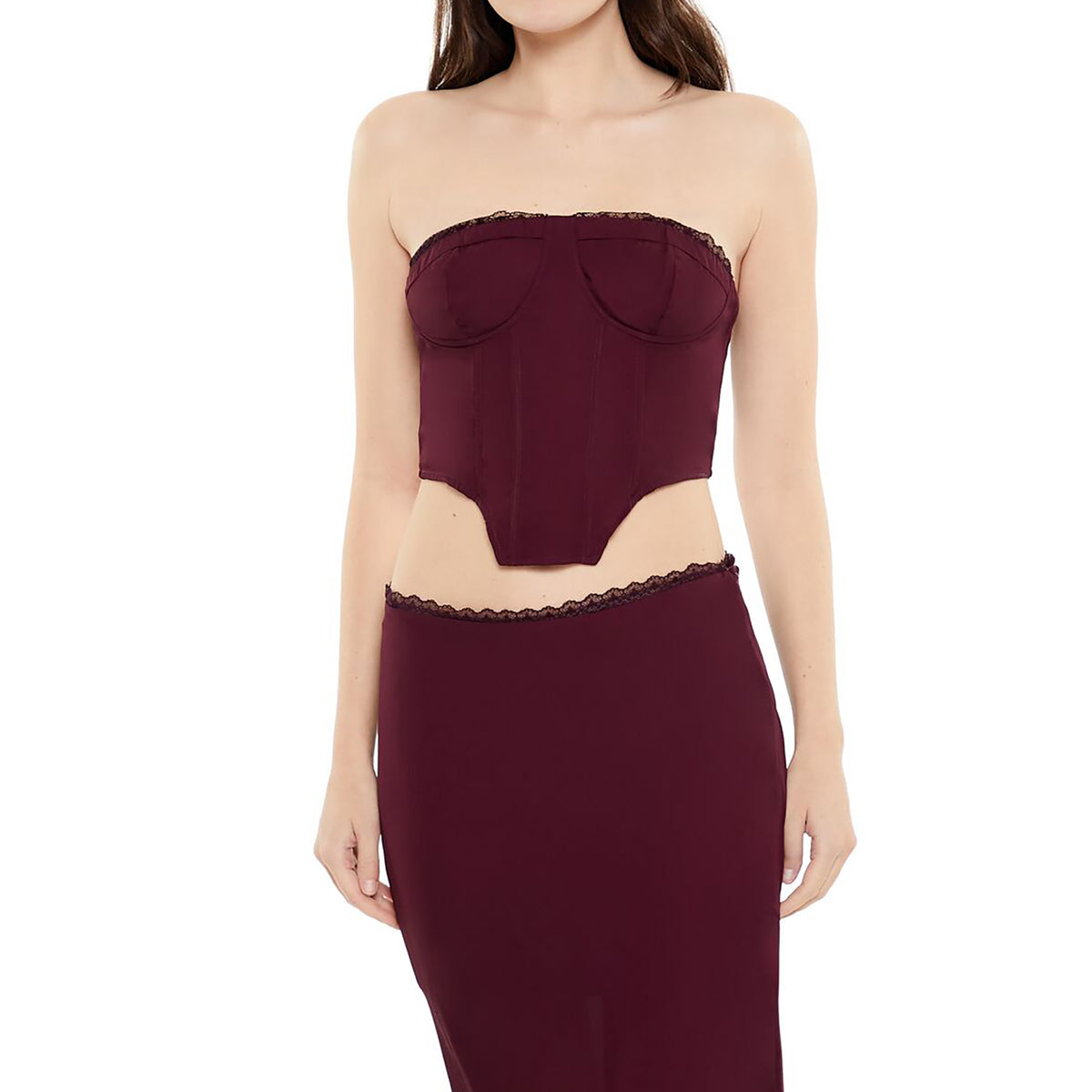 فوريفر 21 - بلوزة قصيرة بحواف من الدانتيل للنساء - يباع بواسطة اف اى جى