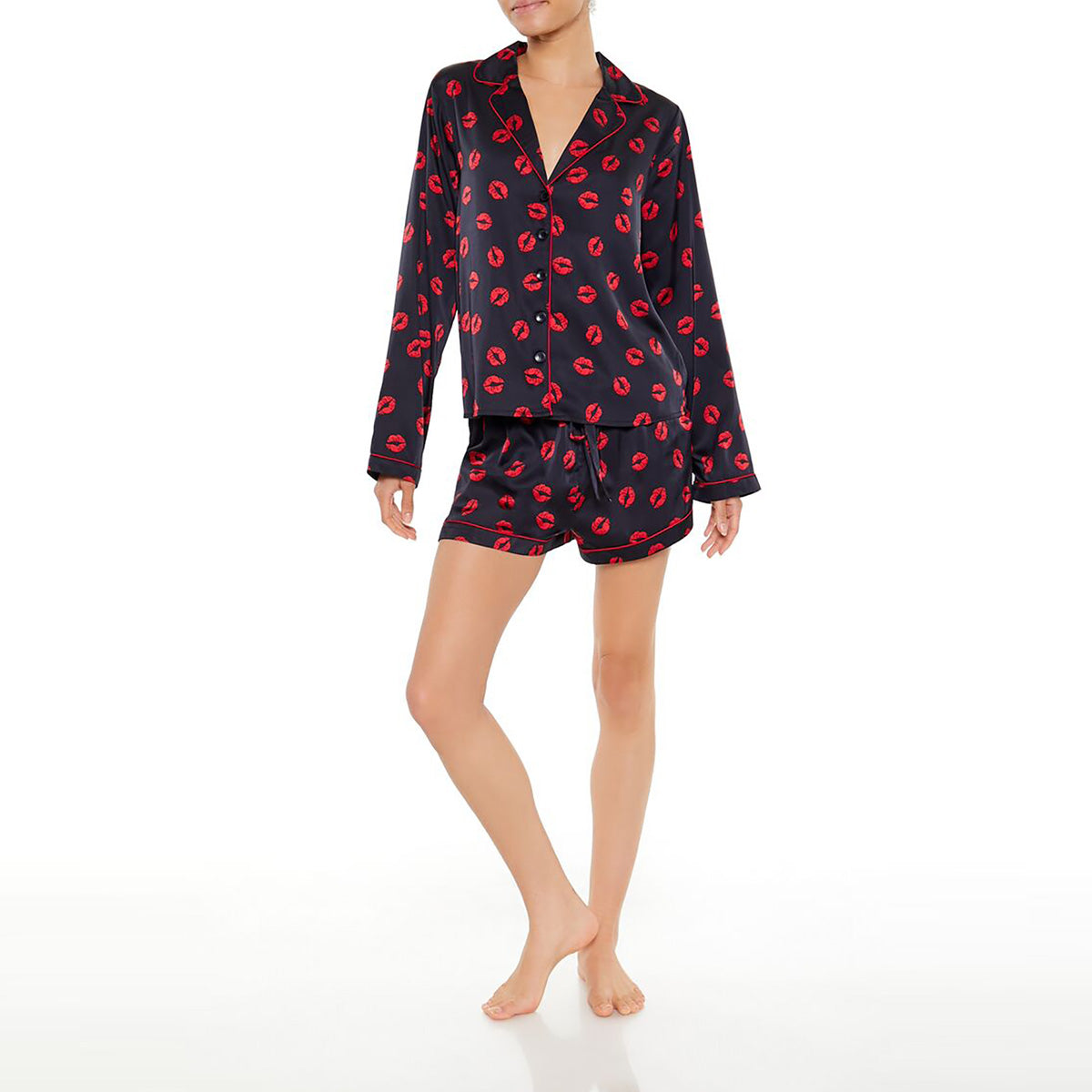 فوريفر 21 - طقم بيجامة مكون من قميص وشورت للنساء - يباع بواسطة اف اى جى