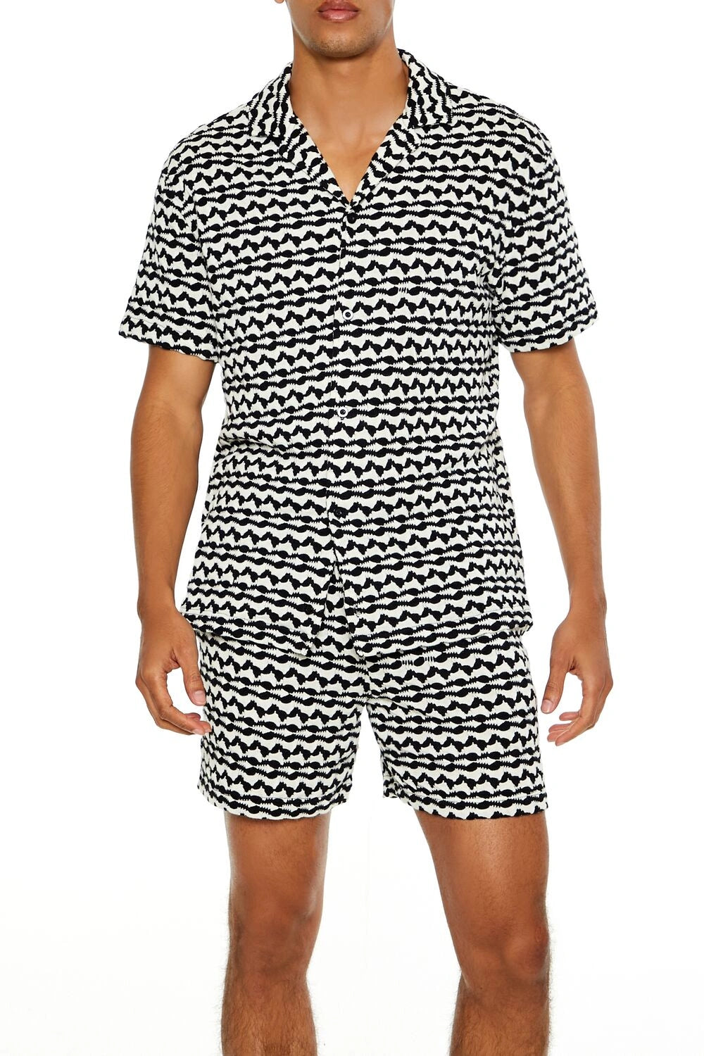 فوريفر 21-قميص هندسي مزخرف بياقة كوبية-للرجال