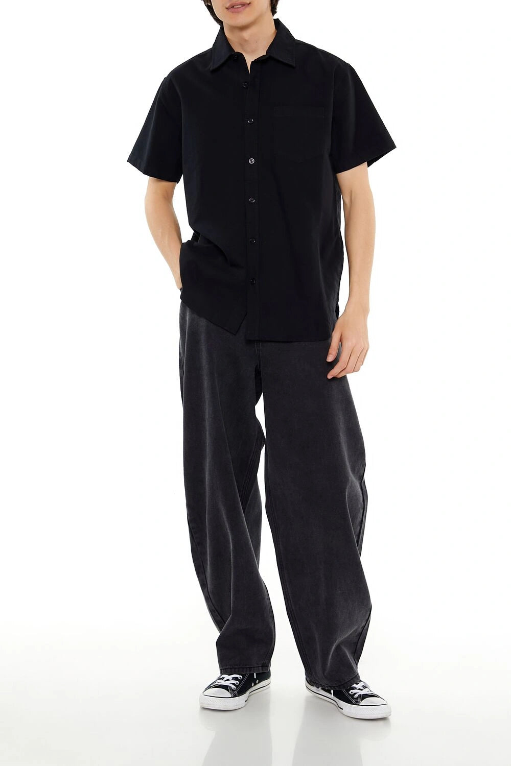 فوريفر 21-بنطال جينز واسع متوسط الارتفاع من Mineral Wash-للرجال