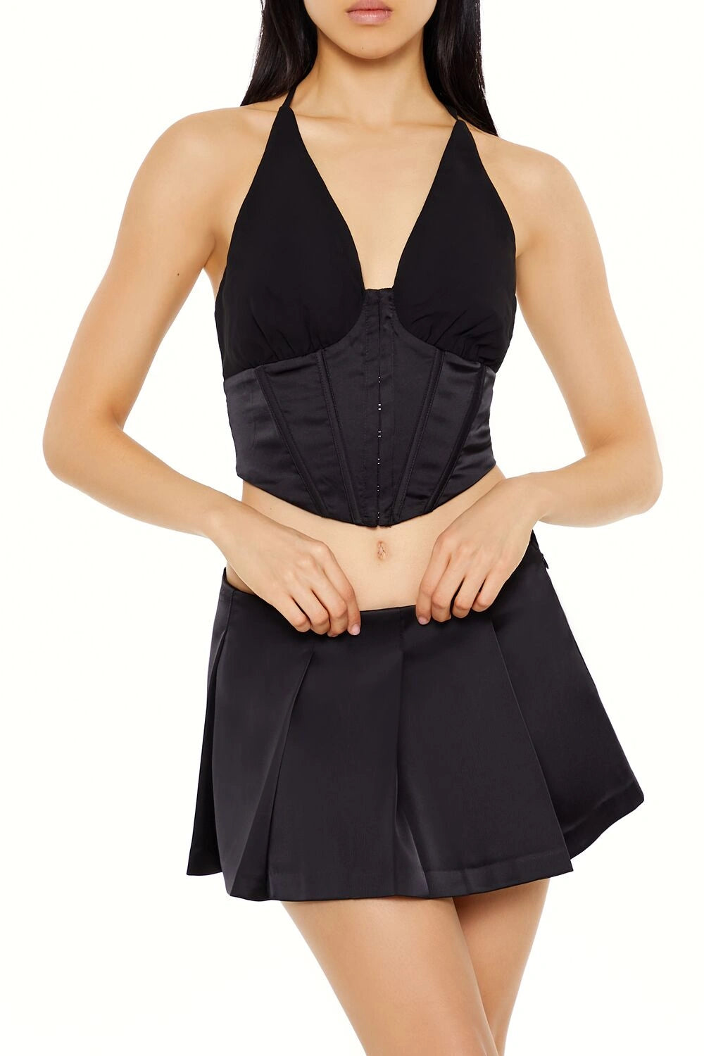 فوريفر 21-بلوزة برقبة على شكل هالتر-للنساء