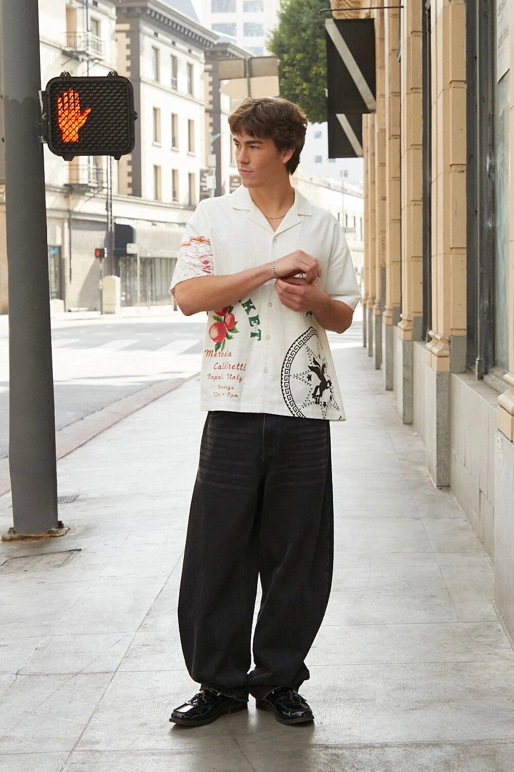 فوريفر 21-بنطال جينز واسع متوسط الارتفاع-للرجال