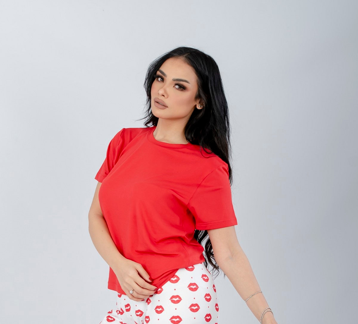 شيك شيك - تيشيرت أساسي للنساء