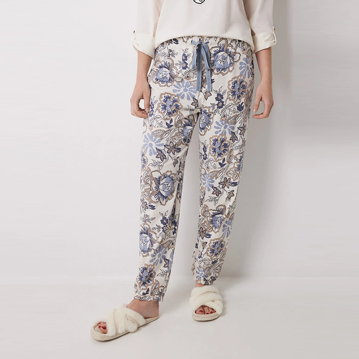 Women Secret - Long Carrot Trouser Cotton Flowers for women - sold by FIG