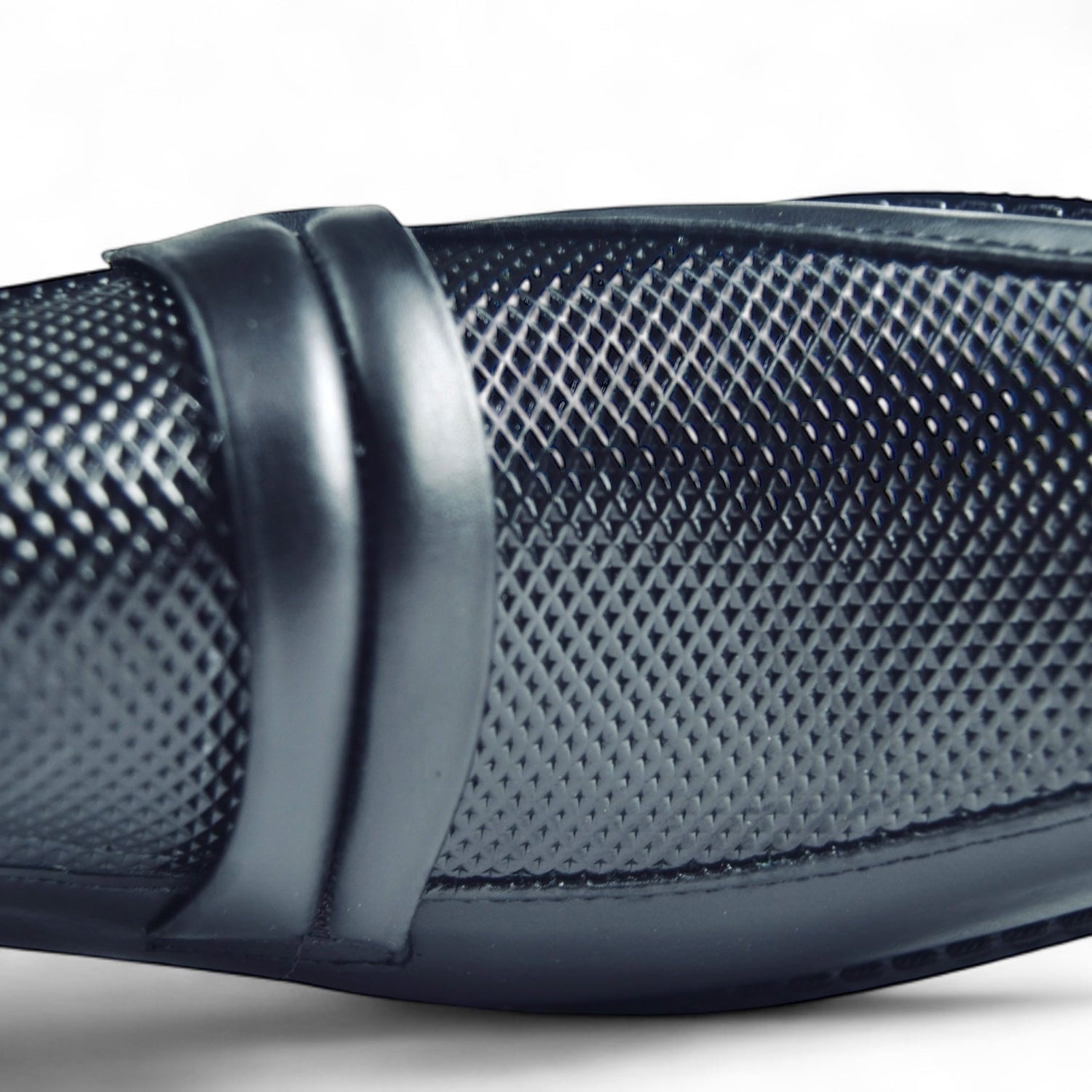 Leazus - Two-Tone Loafer - Black