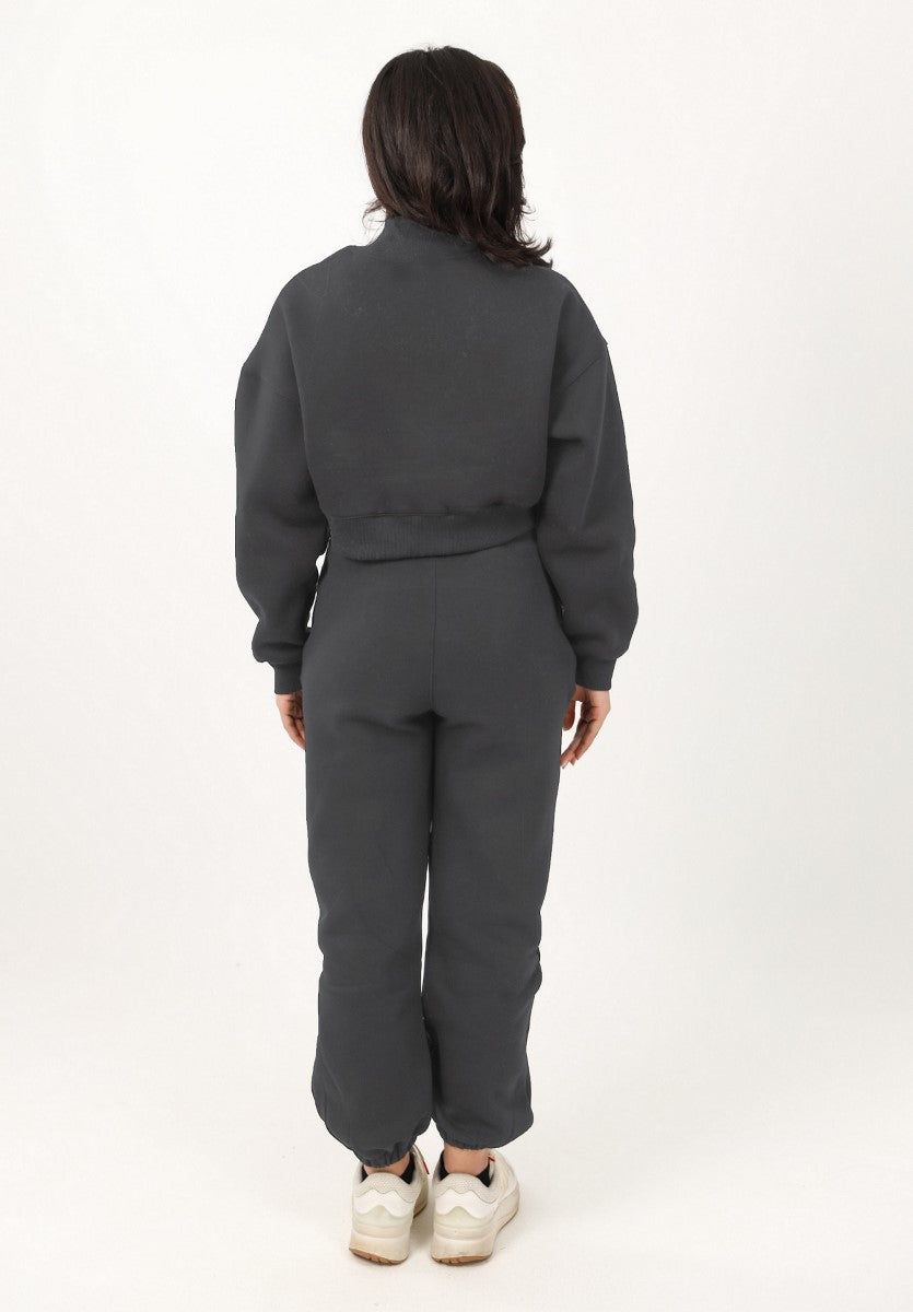 شيك شيك - طقم رياضي مريح للنساء