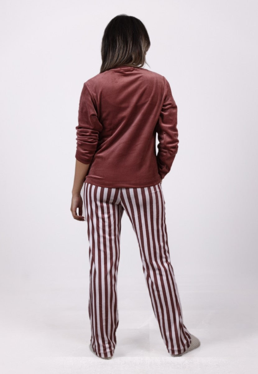 شيك شيك - طقم بيجاما مريح للنساء