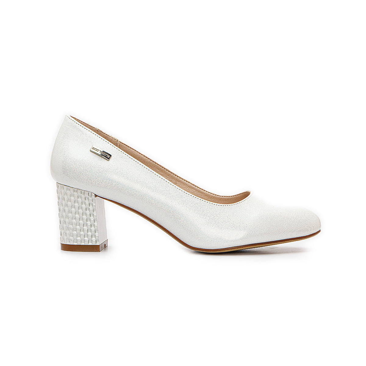 شو رووم - جزمة كعب جلدي للنساء