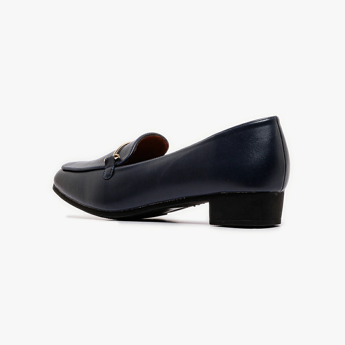 شو روم - حذاء للنساء