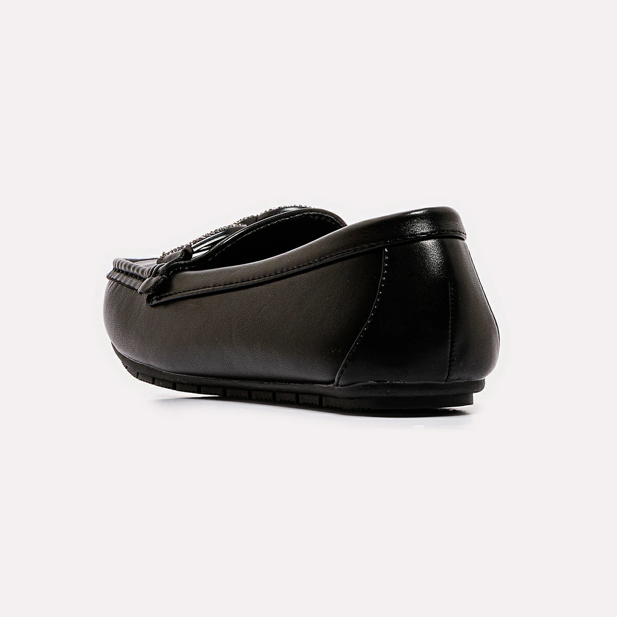 شو روم - حذاء للنساء