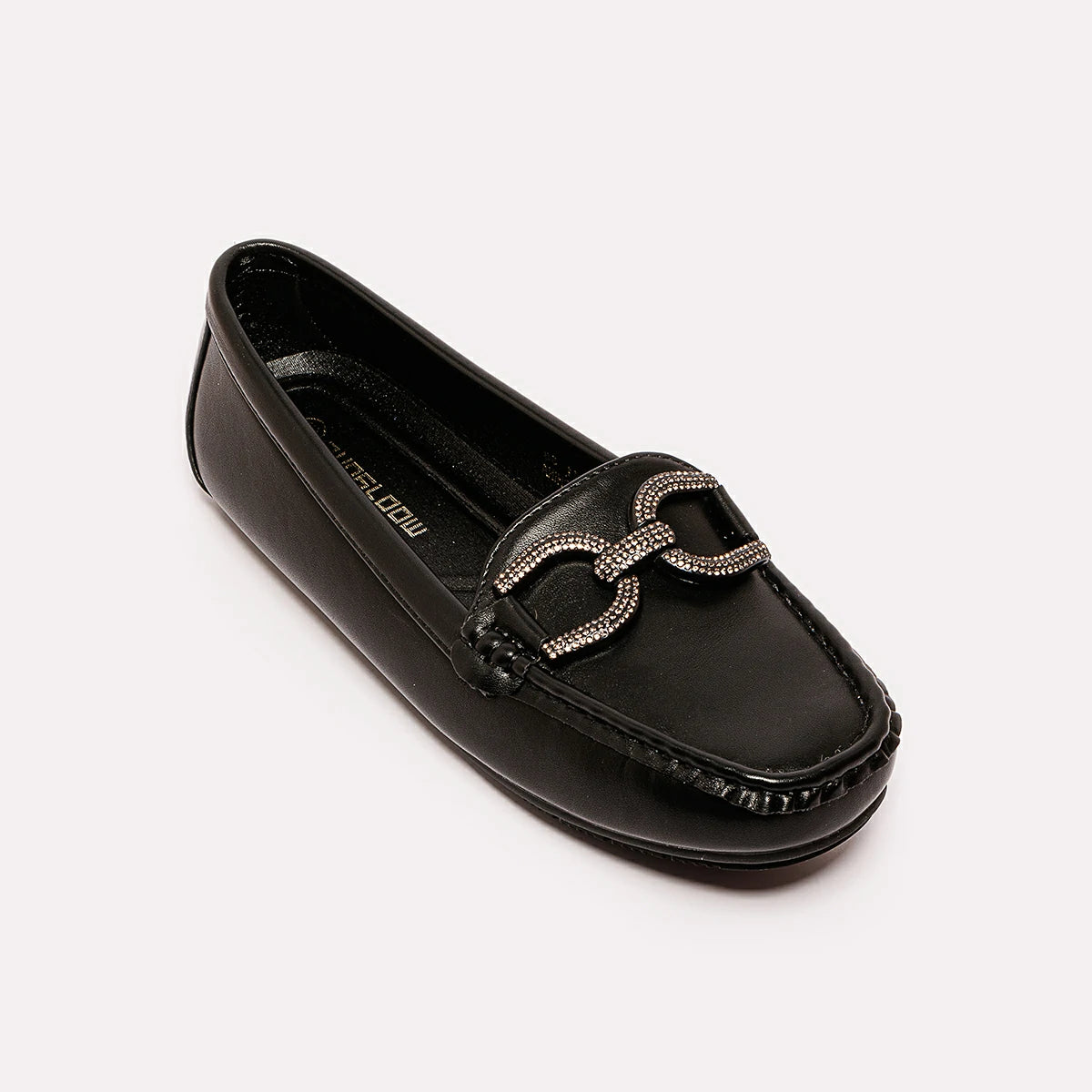 شو روم - حذاء للنساء