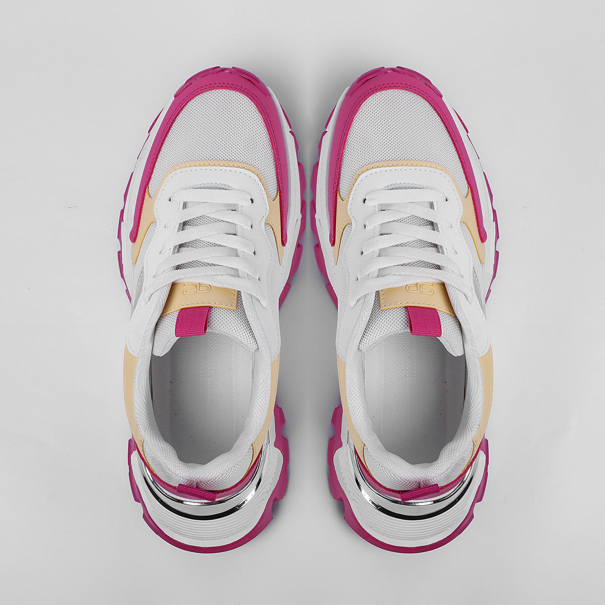 شو رووم - أحذية رياضية للجري