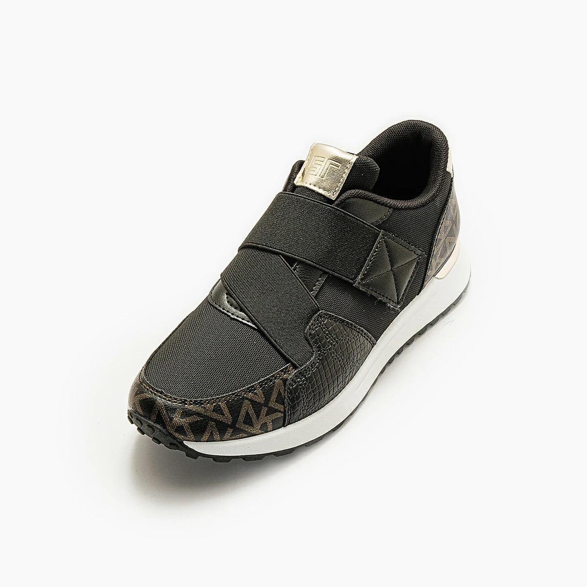 شو روم - سنيكرز للنساء