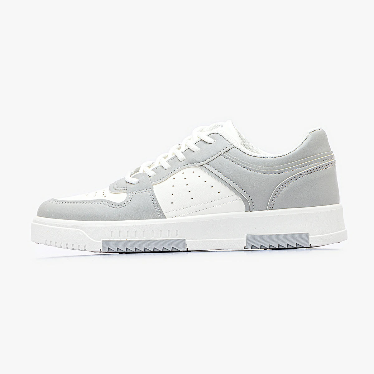 شو روم - سنيكرز للنساء