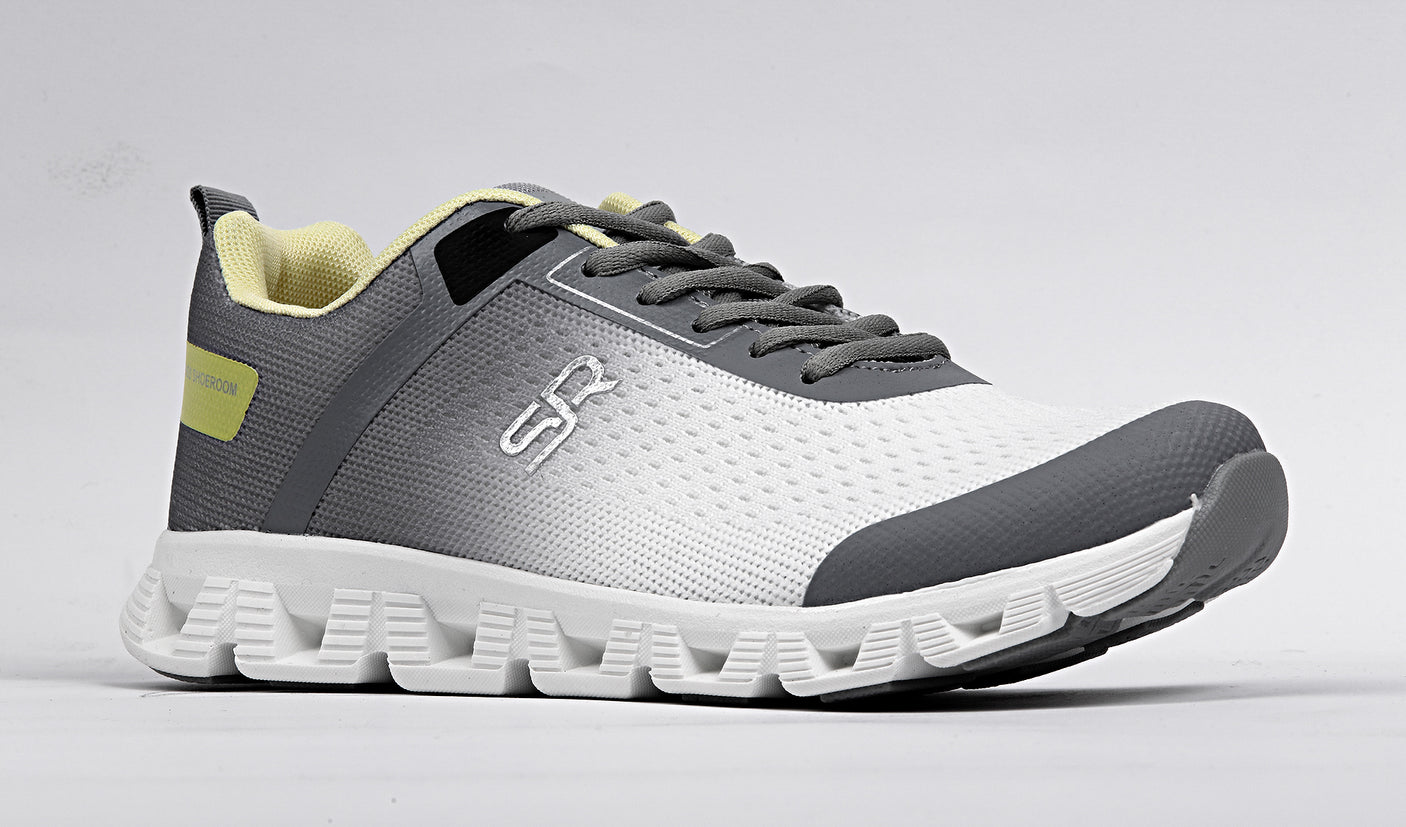 شوروم سنيكرز للنساء