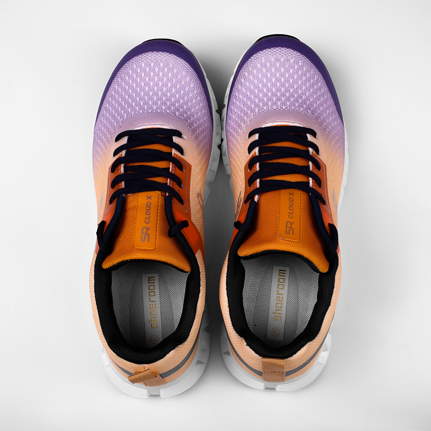 شوروم سنيكرز للنساء