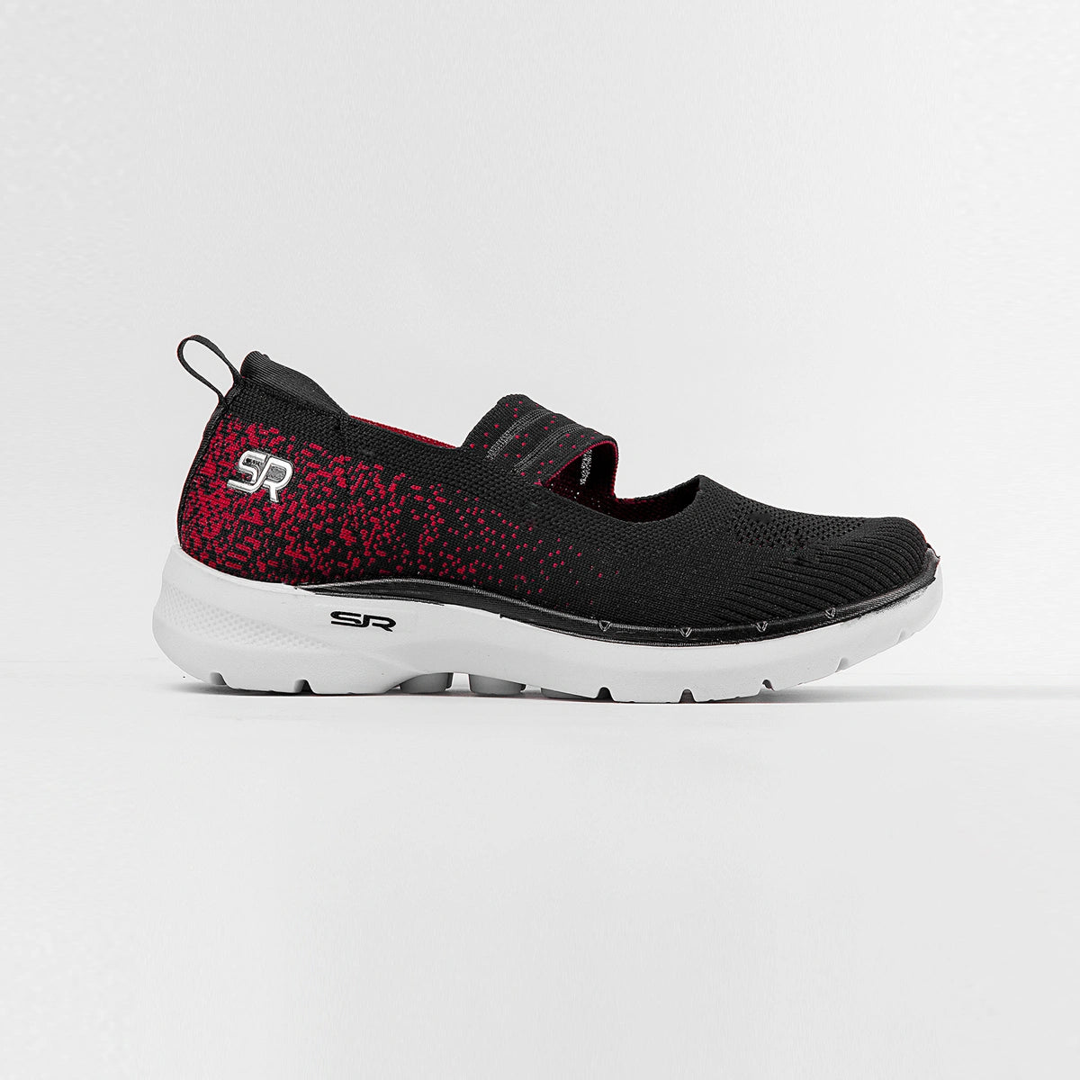 شوروم سنيكرز للنساء