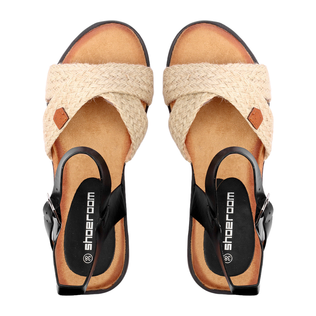 شو رووم - صنادل للنساء