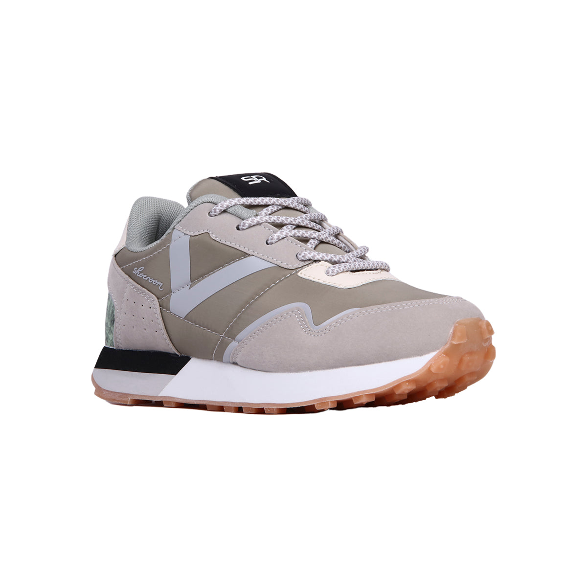 شوروم سنيكرز