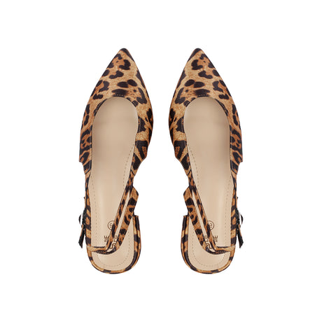 شو رووم - جزمة كعب جلدي للنساء