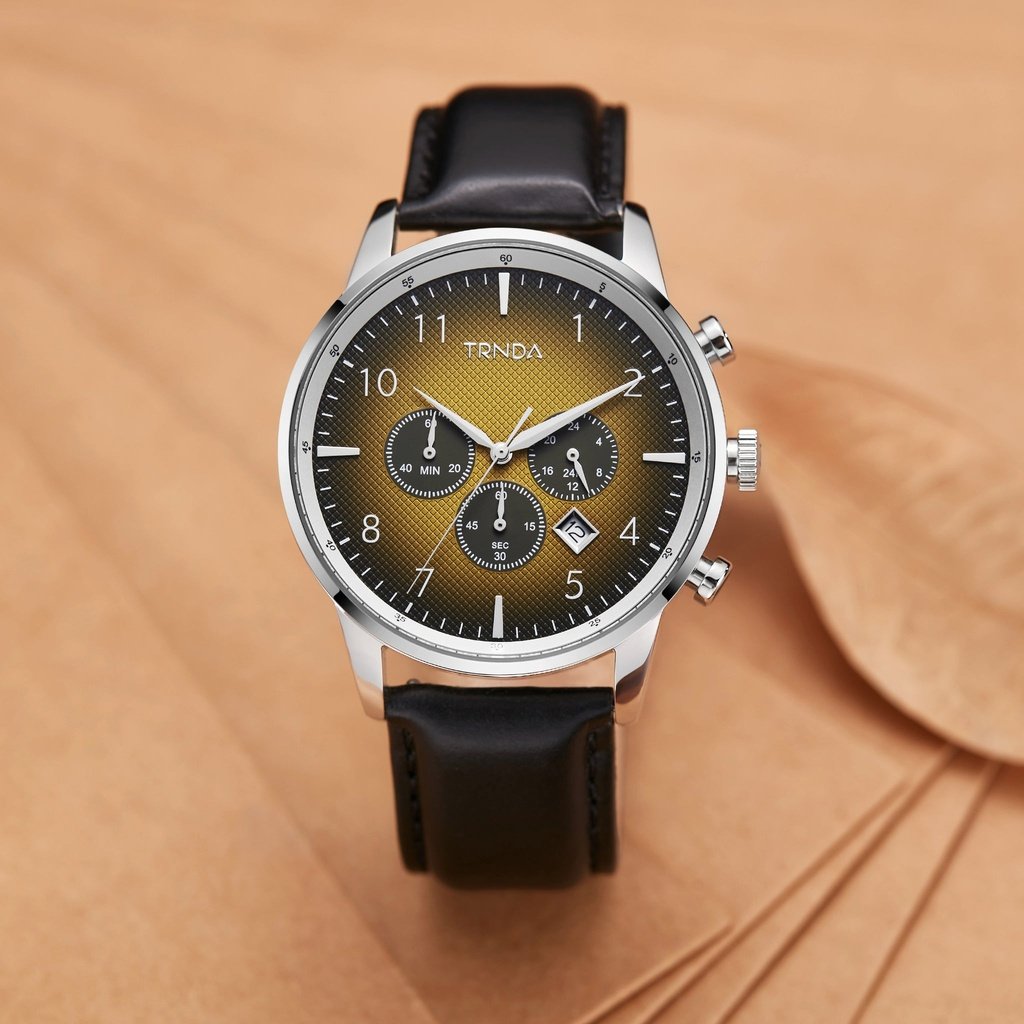 TRNDA STAINLESS STEEL MENS WATCH - TIMELESS STYLE WITH GRADIENT CEDAR BROWN DIAL & LEATHER BAND