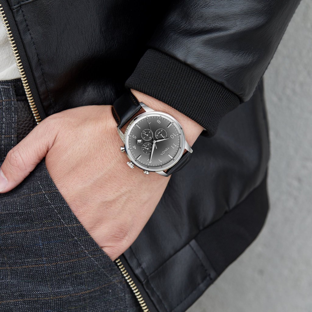 TRNDA STAINLESS STEEL MEN'S WATCH - ELEGANT GRADIENT DIAL & LEATHER BAND, TIMELESS STYLE