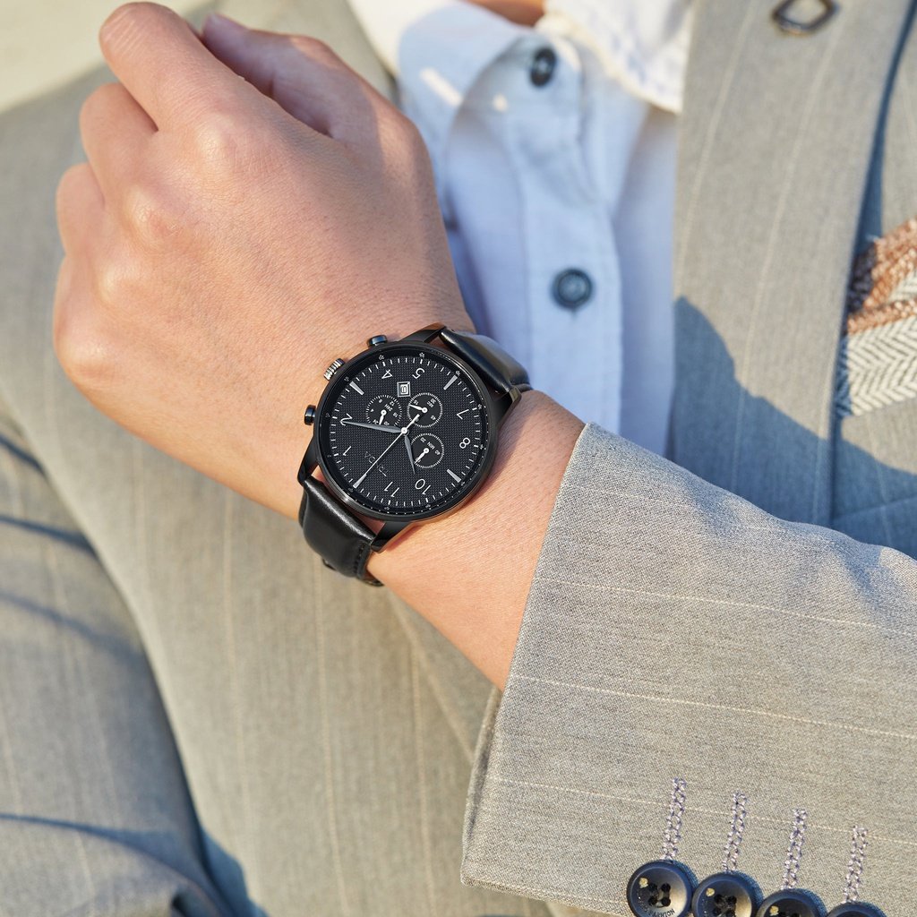 TRNDA STAINLESS STEEL MEN'S WATCH - ELEGANT CHARCOAL BLACK DIAL & LEATHER BAND