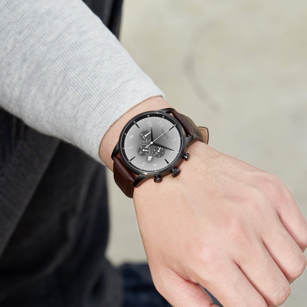 TRNDA STAINLESS STEEL MEN'S WATCH - TIMELESS STYLE WITH GRADIENT DIAL & BROWN LEATHER BAND