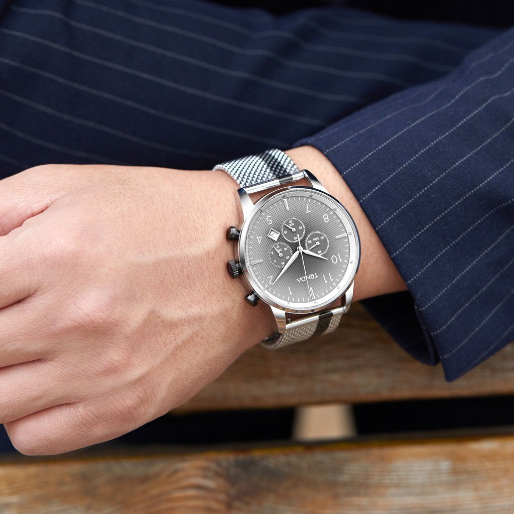 TRNDA STAINLESS STEEL MENS WATCH - ELEGANT GRADIENT GRAY DIAL & MESH BAND