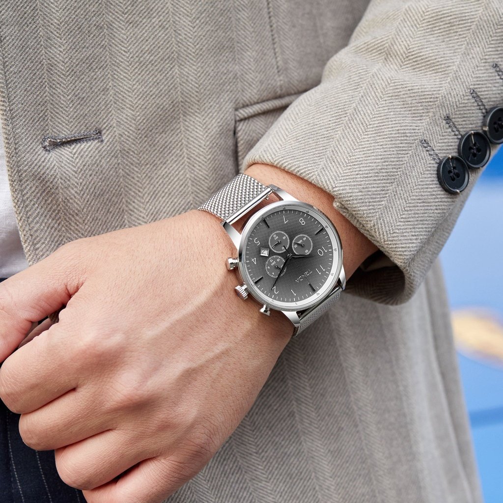 TRNDA STAINLESS STEEL 43MM MESH DIAL - TIMELESS STYLE FOR THE MODERN MAN
