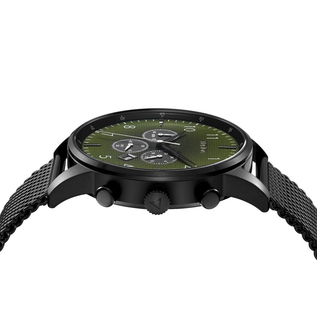 TRNDA STAINLESS STEEL MENS WATCH - TIMELESS BLACK & SEAWEED GREEN DIAL FASHION STATEMENT