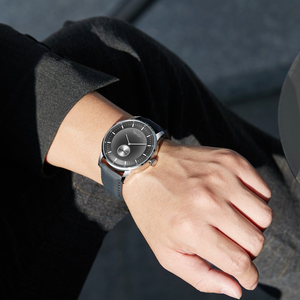 TRNDA STAINLESS STEEL MEN'S WATCH - ELEGANT GRADIENT GRAY DIAL WITH BLUE LEATHER BAND