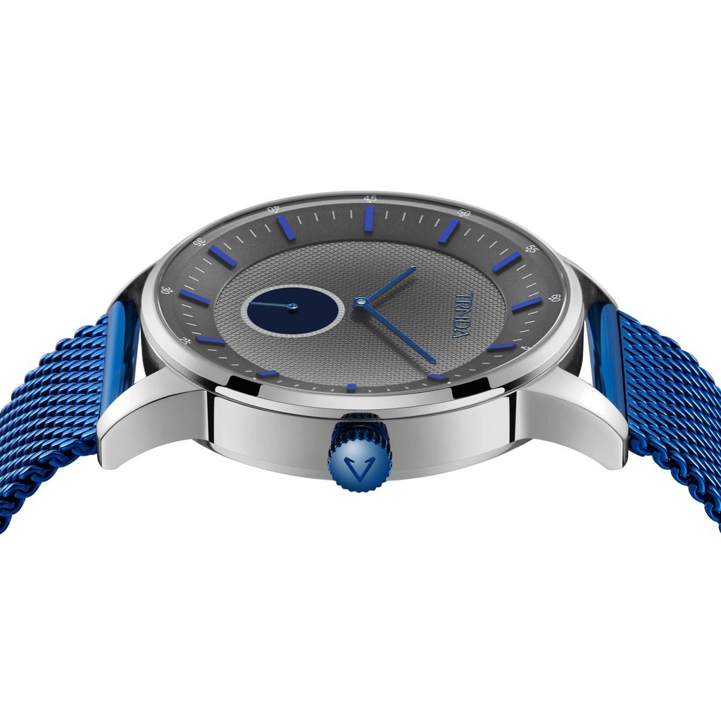 TRNDA TIMEPIECE: STYLISH STAINLESS STEEL MESH MEN'S WATCH - ELEGANT SILVER DIAL 43MM