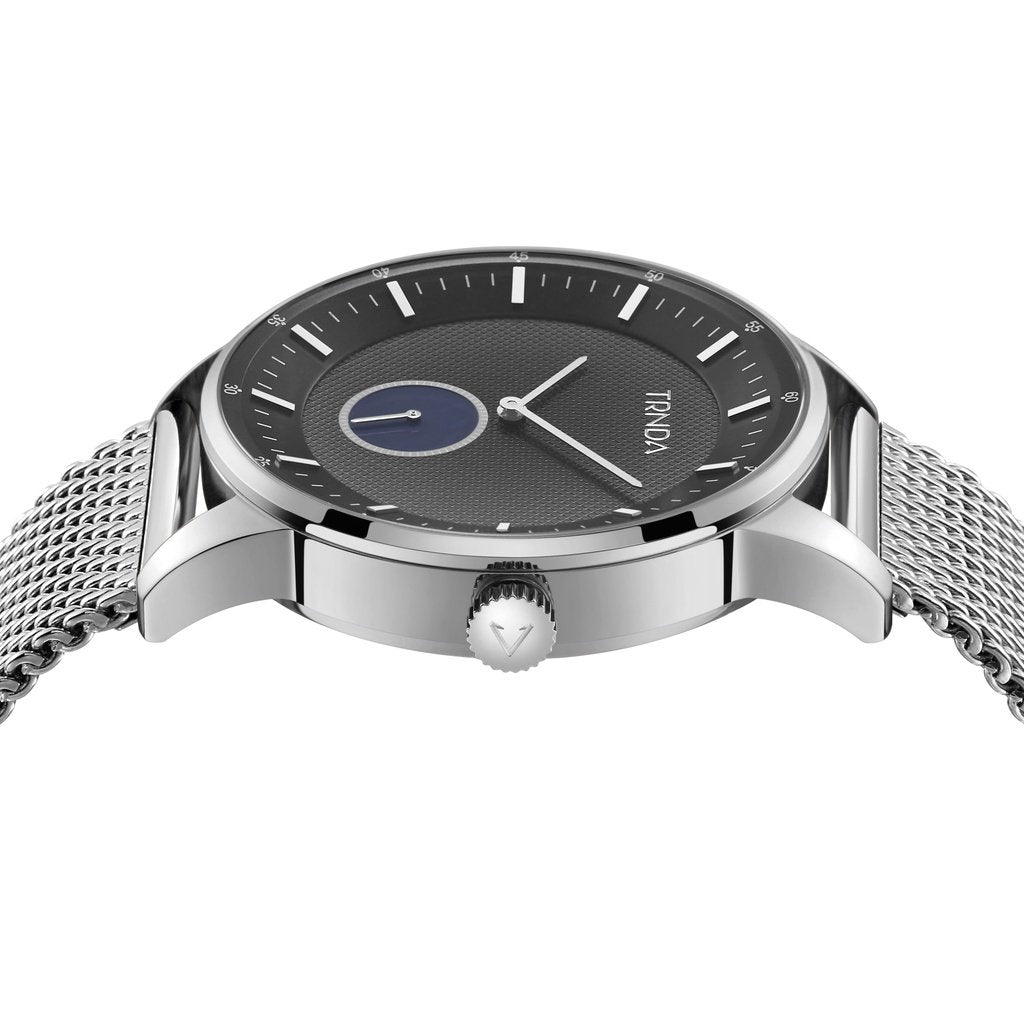 TRNDA STAINLESS STEEL MENS WATCH - TIMELESS GRADIENT GRAY DIAL & SILVER MESH BAND