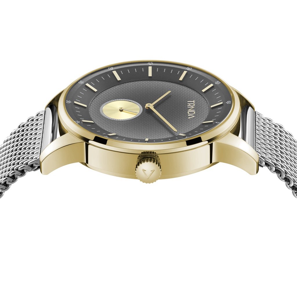 TRNDA MEN'S TRENDY STAINLESS STEEL WATCH - TIMELESS GOLD CASE WITH GRADIENT LIGHT GRAY DIAL