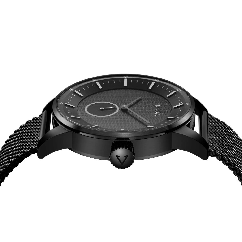 TRNDA STUNNING TIMEPIECE - TRENDY BLACK STAINLESS STEEL MEN'S WATCH with MESH BAND & UNIQUE DIAL