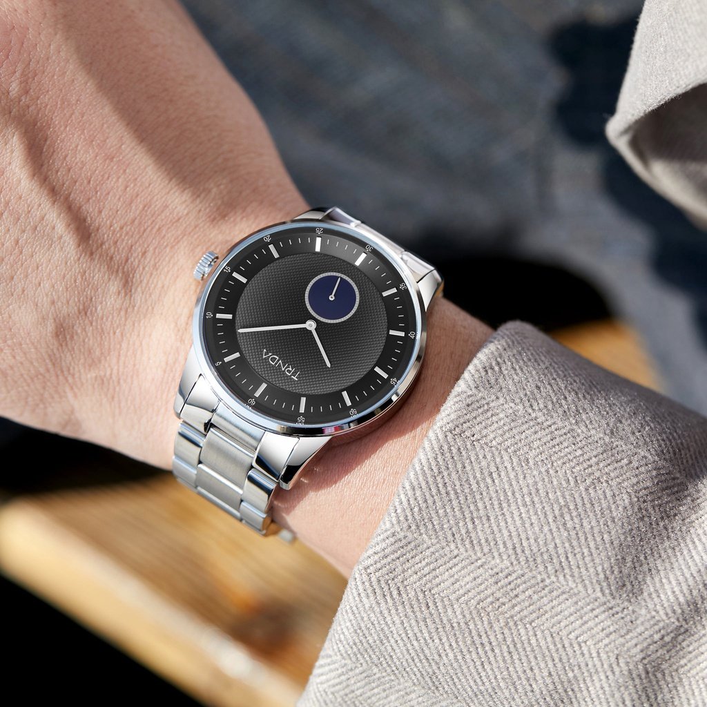 TRNDA STAINLESS STEEL MEN'S WATCH - TIMELESS GRADIENT GRAY DIAL & DURABLE SILVER BAND