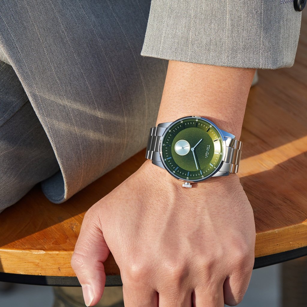 TRNDA STAINLESS STEEL 43MM MEN'S WATCH - SEAWEED GREEN DIAL - TRENDY & DURABLE TIMEPIECE