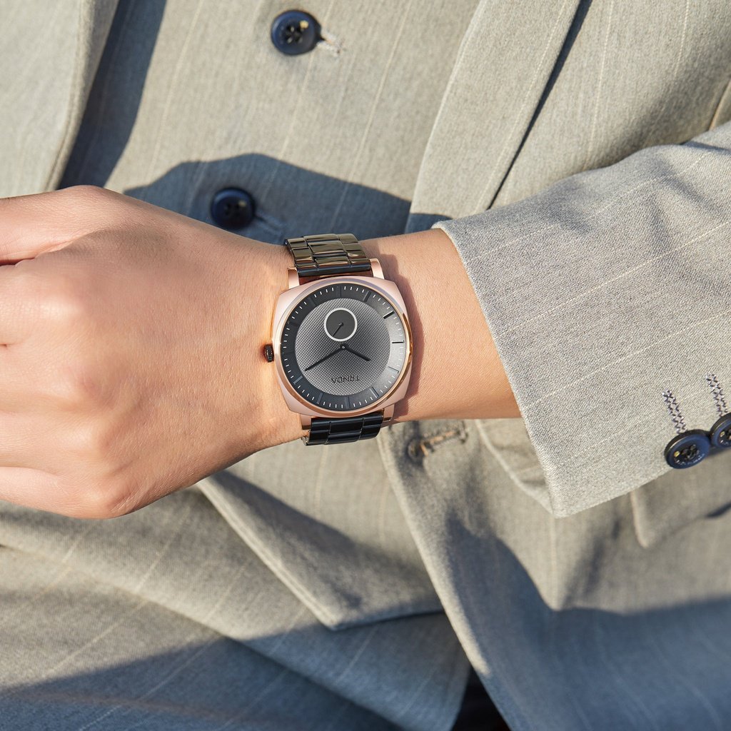 TRNDA STAINLESS STEEL SQUARE ROSE GOLD MEN'S WATCH - ELEGANT GRADIENT GREY DIAL & BLACK BAND