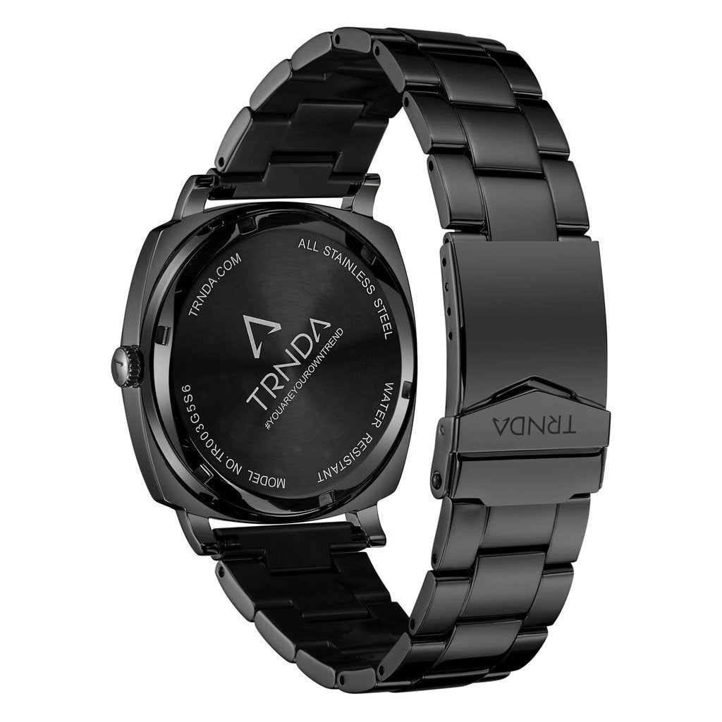 TRNDA STAINLESS STEEL SQUARE BLACK DIAL MEN'S WATCH - TIMELESS FASHION STATEMENT