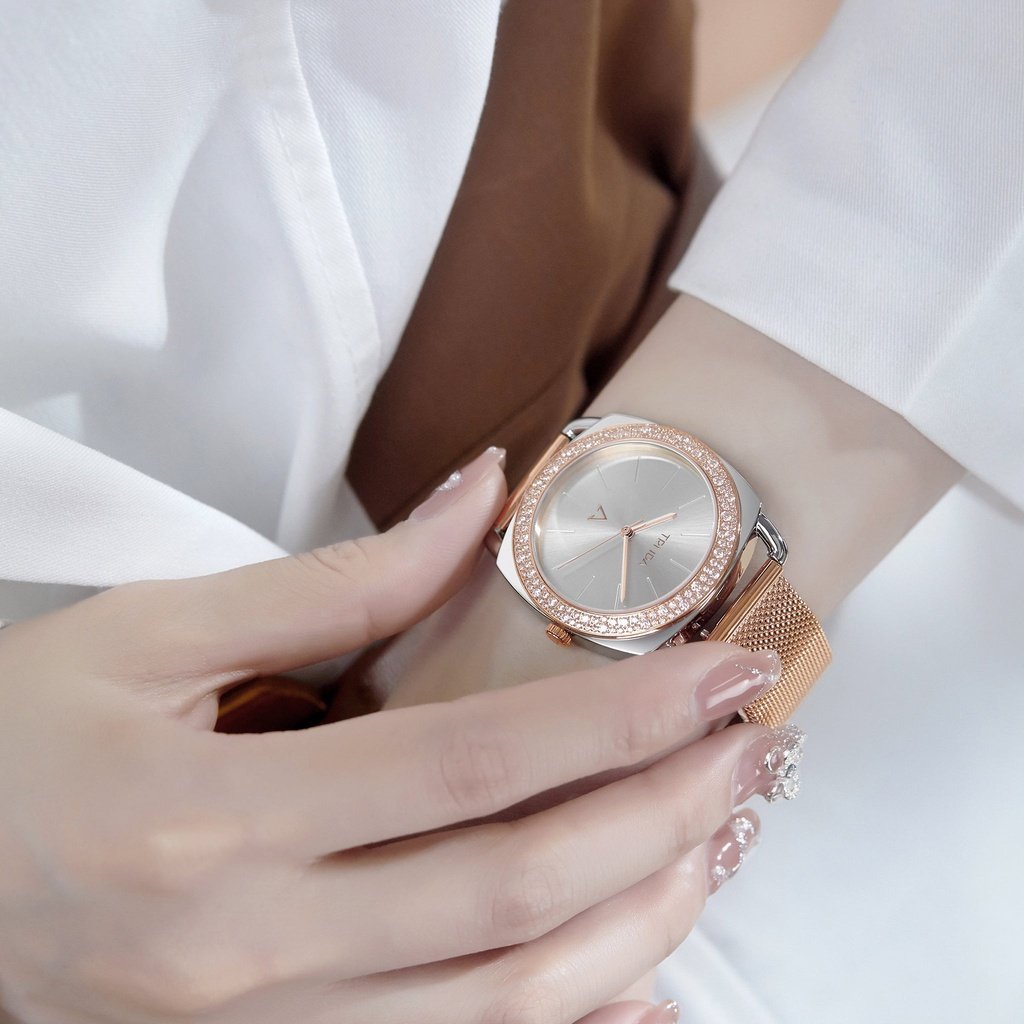 TRNDA Women's Watch with Silver Stainless Steel Case and Rose Gold Stainless Steel Band