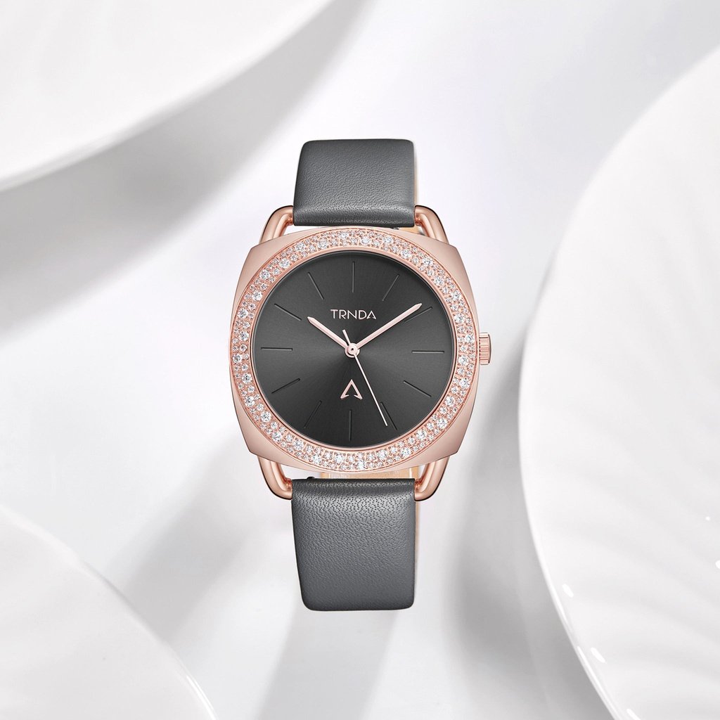 TRNDA Women's Watch with Rose Gold Stainless Steel Case and Gray Leather Band
