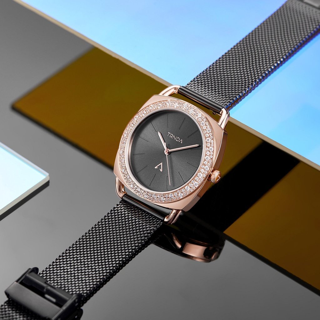 TRNDA Women's Watch with Rose Gold Stainless Steel Case and Black Stainless Steel Band