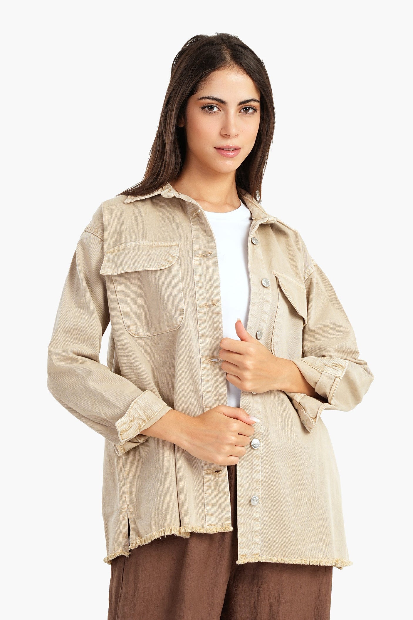 كارينا - قميص جينز بجيوب على الصدر للنساء