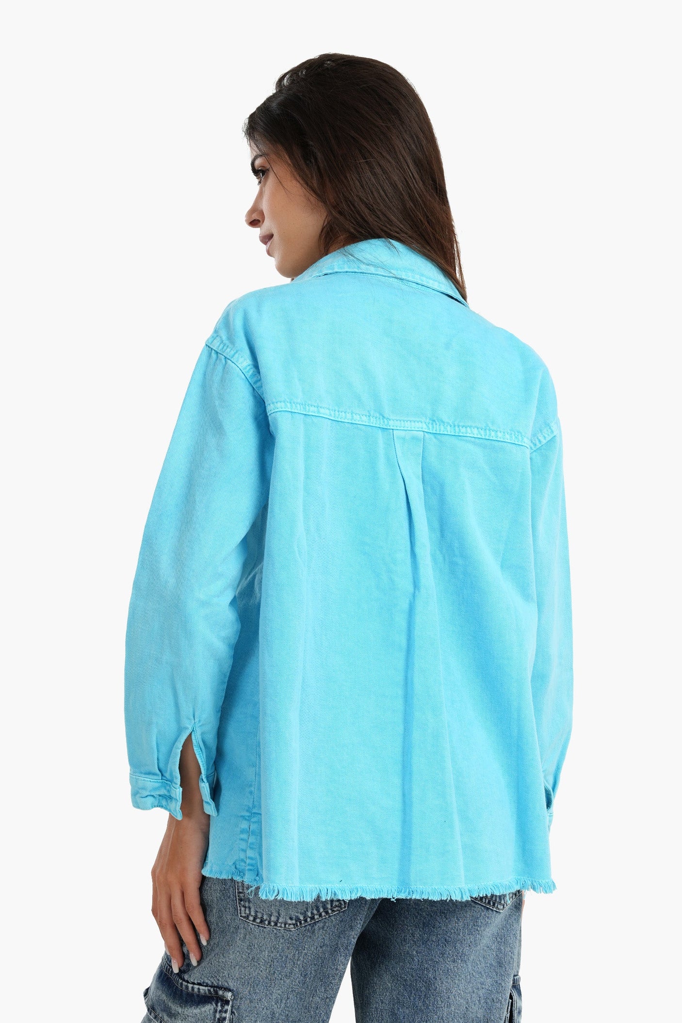 كارينا - قميص جينز بجيوب على الصدر للنساء