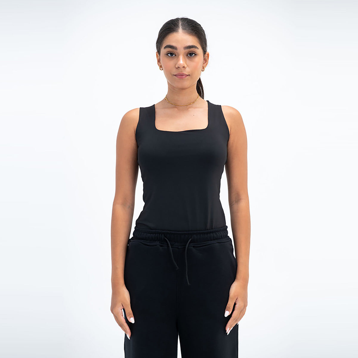 فيرمو - بلوزة بدون أكمام بطبقتين وياقة مربعة للنساء