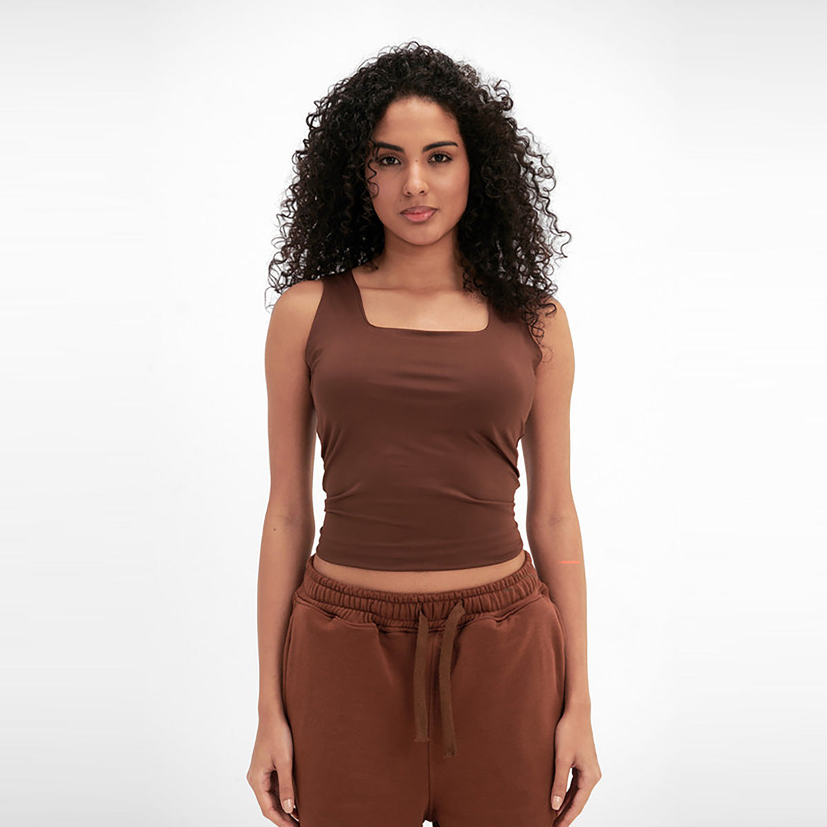 فيرمو - بلوزة بدون أكمام بطبقتين وياقة مربعة للنساء