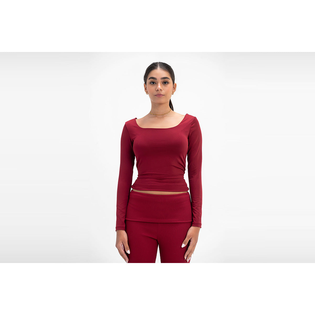 فيرمو - بلوزة طويلة بأكمام مع ياقة مستديرة للنساء