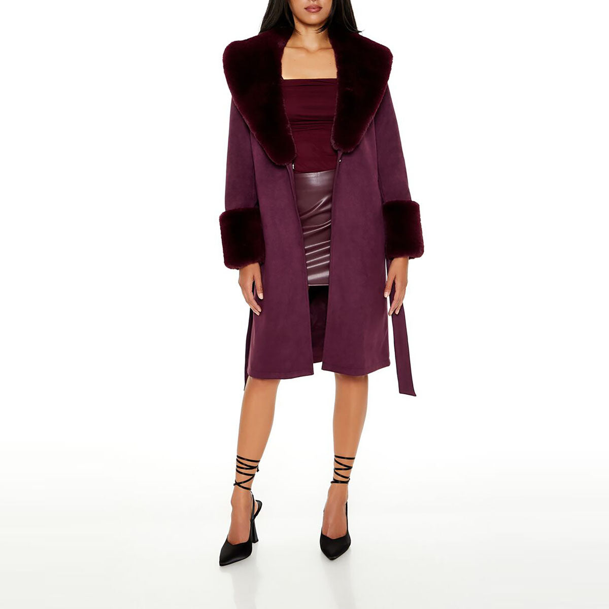 فور ايفر 21 - معطف واقٍ من الجلد مزين بفرو للنساء - بيعت من قبل اف اي جي